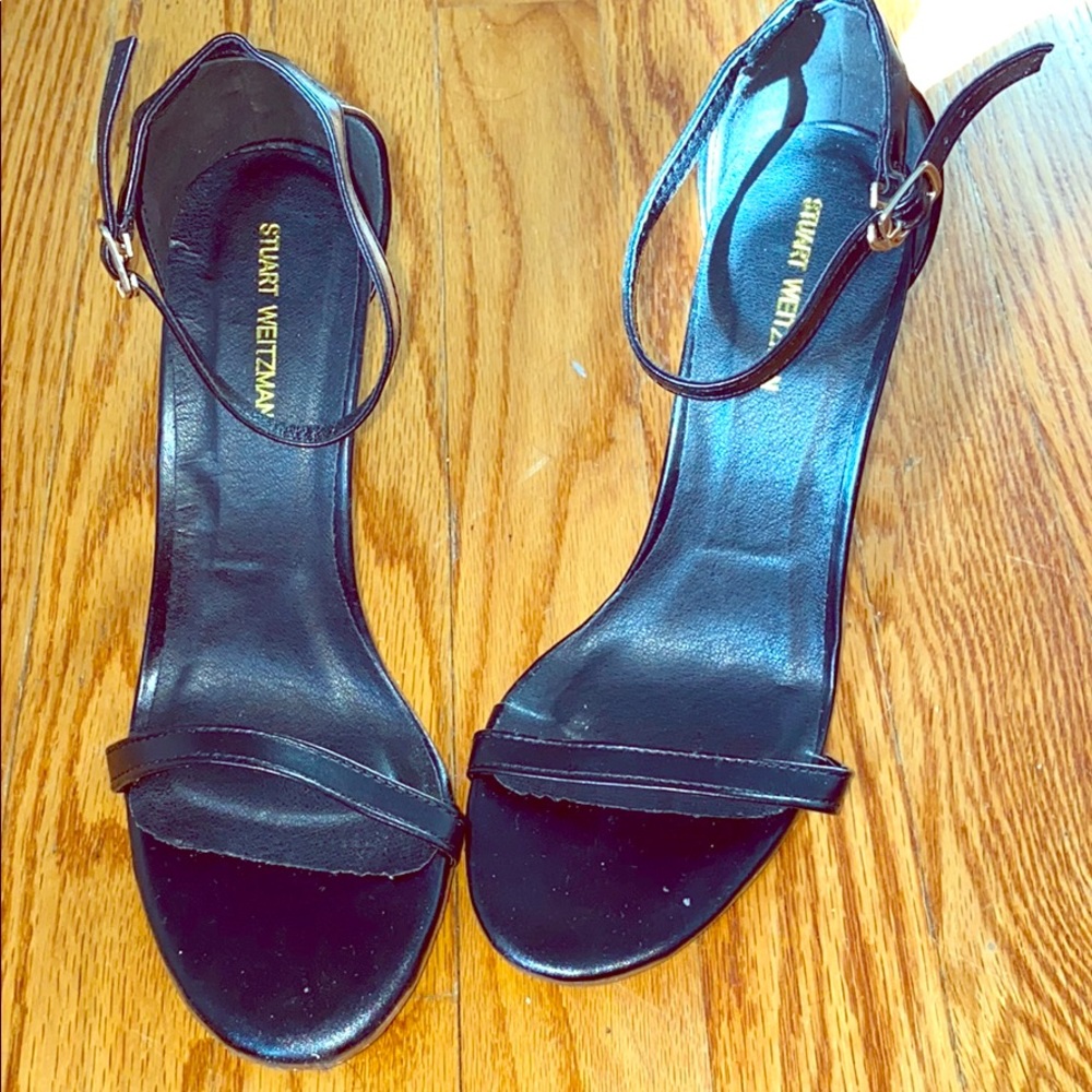 Black wrap sandal